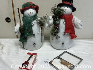 MaxSold Auction: Holiday Snowman Figurines (Set of 2) + More - Livermore (California, USA) SELLER MANAGED Estate Sale Online Auction - Hansen Road