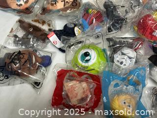 MaxSold Auction: Lot of 40+ Sealed Happy Meal / Fast-Food Promotional Toys - Livermore (California, USA) SELLER MANAGED Estate Sale Online Auction - Hansen Road