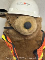 MaxSold Auction: Lot of 4 Assorted Items: Plush Bear, Bread Box, Mirror, Hat Box - Livermore (California, USA) SELLER MANAGED Estate Sale Online Auction - Hansen Road