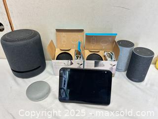 MaxSold Auction: Mixed Lot of Amazon Echo Smart Speakers and Smart Display, 7 Units - Livermore (California, USA) SELLER MANAGED Estate Sale Online Auction - Hansen Road