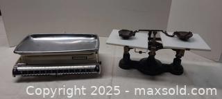 MaxSold Auction: Lot of 2 Vintage Mechanical Kitchen & Balance Scales - Toronto (Ontario, Canada) PARTNER MANAGED Reseller Online Auction - Queen Street West