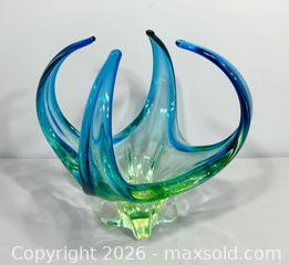 MaxSold Auction: Vintage Chalet or Lorraine Hand-blown Art Glass Spike & Curl Bowl - Newmarket (Ontario, Canada) SELLER MANAGED Reseller Online Auction - Lundys Lane