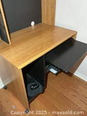 MaxSold Auction: Desk C - Kingston (Ontario, Canada) PARTNER MANAGED Estate Sale Online Auction - Roosevelt Drive