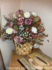 MaxSold Auction: Floral And Wall Art A - Kingston (Ontario, Canada) PARTNER MANAGED Estate Sale Online Auction - Roosevelt Drive