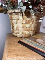 MaxSold Auction: Floral And Wall Art A - Kingston (Ontario, Canada) PARTNER MANAGED Estate Sale Online Auction - Roosevelt Drive