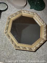 MaxSold Auction: Home Decor And More A - Kingston (Ontario, Canada) PARTNER MANAGED Estate Sale Online Auction - Roosevelt Drive