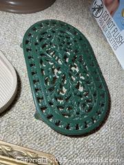 MaxSold Auction: Home Decor And More A - Kingston (Ontario, Canada) PARTNER MANAGED Estate Sale Online Auction - Roosevelt Drive