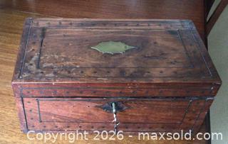 MaxSold Auction: Antique Writing Slope Portable Desk  - Aurora (Ontario, Canada) PARTNER MANAGED Downsizing Online Auction - Murray Drive