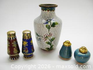 MaxSold Auction: Cloisonne Vase, Two Salt & Pepper Shakers  - Aurora (Ontario, Canada) PARTNER MANAGED Downsizing Online Auction - Murray Drive