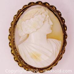 MaxSold Auction: Large Victorian Cameo Goddess Juno / Hera Brooch - 2.5 x 2 Inches  - Aurora (Ontario, Canada) PARTNER MANAGED Downsizing Online Auction - Murray Drive
