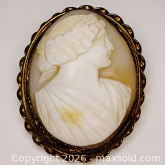 MaxSold Auction: Large Victorian Cameo Goddess Juno / Hera Brooch - 2.5 x 2 Inches  - Aurora (Ontario, Canada) PARTNER MANAGED Downsizing Online Auction - Murray Drive