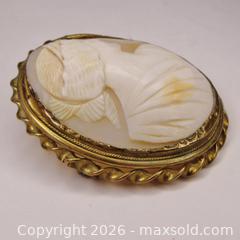 MaxSold Auction: Large Victorian Cameo Goddess Juno / Hera Brooch - 2.5 x 2 Inches  - Aurora (Ontario, Canada) PARTNER MANAGED Downsizing Online Auction - Murray Drive