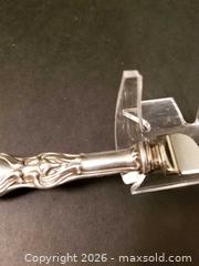 MaxSold Auction: Sterling Handled Tomato Slicer - Aurora (Ontario, Canada) PARTNER MANAGED Downsizing Online Auction - Murray Drive