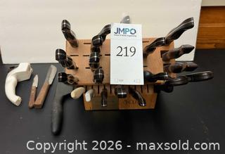 MaxSold Auction: Kitchen Utilities with Wooden Block -Cutco and more - Walnut Creek (California, USA) PARTNER MANAGED Estate Sale Online Auction - Bowling Green Drive