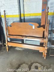 MaxSold Auction: Full/Double Solid Hardwood Bed Frame with Turned Posts - B - Allentown (Pennsylvania, USA) SELLER MANAGED Moving Online Auction -  South Fulton Street