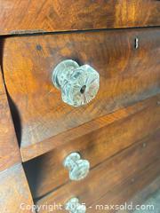 MaxSold Auction: Victorian-Style Serpentine Figured Veneer Dresser, 42x21x45 - C - Allentown (Pennsylvania, USA) SELLER MANAGED Moving Online Auction -  South Fulton Street