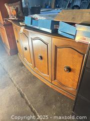 MaxSold Auction: Wood Veneer Buffet Hutch with Cabinet Doors & Drawers C - Allentown (Pennsylvania, USA) SELLER MANAGED Moving Online Auction -  South Fulton Street