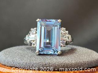 MaxSold Auction: Celebrity 10K White Gold Blue Stone Statement Ring – Size 6 - London (Ontario, Canada) PARTNER MANAGED Downsizing Online Auction - Trillium Crescent