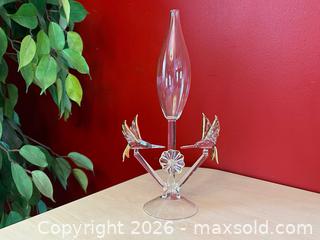 MaxSold Auction: Delicate Handblown Glass Hummingbird Bud Vase with Gold Accents - London (Ontario, Canada) PARTNER MANAGED Downsizing Online Auction - Trillium Crescent