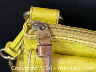 MaxSold Auction: Fossil Morgan Traveler Crossbody Bag – Sunny Yellow - London (Ontario, Canada) PARTNER MANAGED Downsizing Online Auction - Trillium Crescent