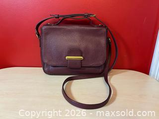 MaxSold Auction: Fossil Pebbled Leather Crossbody Messenger Bag – Burgundy/Wine - London (Ontario, Canada) PARTNER MANAGED Downsizing Online Auction - Trillium Crescent