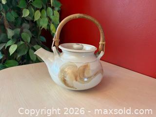 MaxSold Auction: Japanese Style Studio Pottery Teapot - London (Ontario, Canada) PARTNER MANAGED Downsizing Online Auction - Trillium Crescent