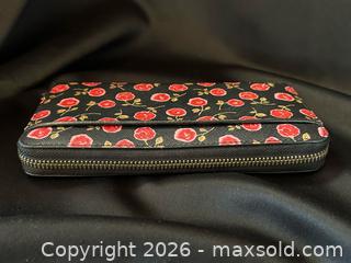 MaxSold Auction: Kate Spade Rose Floral Zip-Around Wallet - London (Ontario, Canada) PARTNER MANAGED Downsizing Online Auction - Trillium Crescent