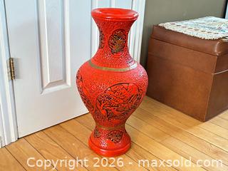 MaxSold Auction: Large 1960s Chinoiserie-Style Vase – Orange with Black & Gold Details - London (Ontario, Canada) PARTNER MANAGED Downsizing Online Auction - Trillium Crescent