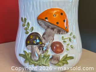 MaxSold Auction: Large Vintage “Merry Mushrooms” Canister with Lid – Laurentian Pottery, Canada - London (Ontario, Canada) PARTNER MANAGED Downsizing Online Auction - Trillium Crescent