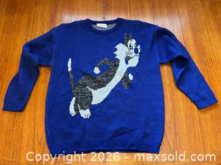 MaxSold Auction: Medium Vintage Knit Cat Sweater – Blue & White (Made in Canada) - London (Ontario, Canada) PARTNER MANAGED Downsizing Online Auction - Trillium Crescent