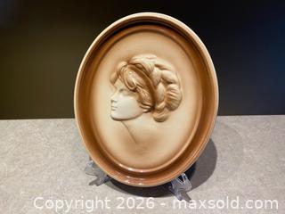 MaxSold Auction: Pair of Vintage Duncan Ceramic Wall Plaques, c.1975 - London (Ontario, Canada) PARTNER MANAGED Downsizing Online Auction - Trillium Crescent