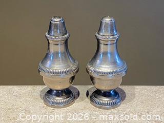 MaxSold Auction: Pair of Vintage Viking E.P. Brass Salt & Pepper Shakers - London (Ontario, Canada) PARTNER MANAGED Downsizing Online Auction - Trillium Crescent