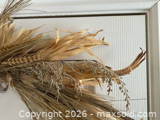 MaxSold Auction: Rustic Wheat-Style Wreath with Mixed Real & Faux Elements – 25in Diameter - London (Ontario, Canada) PARTNER MANAGED Downsizing Online Auction - Trillium Crescent