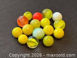 MaxSold Auction: UV Reactive Glass Marble Lot - London (Ontario, Canada) PARTNER MANAGED Downsizing Online Auction - Trillium Crescent