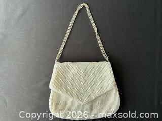 MaxSold Auction: Vintage Beaded Evening Handbag by Du-Val – Made in Hong Kong - London (Ontario, Canada) PARTNER MANAGED Downsizing Online Auction - Trillium Crescent