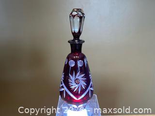 MaxSold Auction: Vintage Bohemian Ruby Red Cut-to-Clear Crystal Decanter - Pinwheel Pattern - London (Ontario, Canada) PARTNER MANAGED Downsizing Online Auction - Trillium Crescent