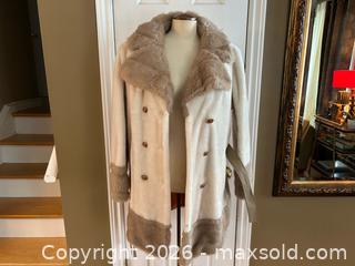 MaxSold Auction: Vintage Double-Breasted Faux Fur Coat with Leather Belt - London (Ontario, Canada) PARTNER MANAGED Downsizing Online Auction - Trillium Crescent