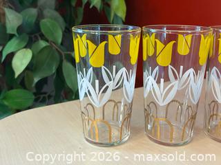 MaxSold Auction: Vintage Floral Drinking Glasses – Yellow Tulip Pattern - London (Ontario, Canada) PARTNER MANAGED Downsizing Online Auction - Trillium Crescent