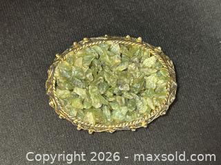 MaxSold Auction: Vintage Jade Chip Cluster Brooch - London (Ontario, Canada) PARTNER MANAGED Downsizing Online Auction - Trillium Crescent