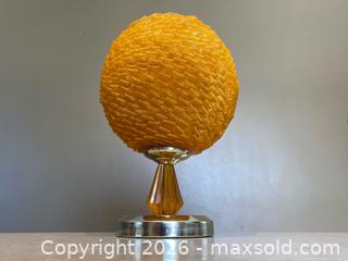 MaxSold Auction: Vintage Mid-Century Modern (MCM) Yellow "Spaghetti" Lucite Table Lamp, 1960s/70s - London (Ontario, Canada) PARTNER MANAGED Downsizing Online Auction - Trillium Crescent