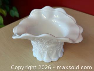 MaxSold Auction: Vintage Milk Glass Lace and Dewdrop Dish - London (Ontario, Canada) PARTNER MANAGED Downsizing Online Auction - Trillium Crescent