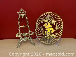 MaxSold Auction: Vintage Ornate Brass Easel Stand & Pierced Peacock Fan Trivet Set - London (Ontario, Canada) PARTNER MANAGED Downsizing Online Auction - Trillium Crescent