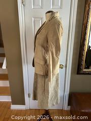 MaxSold Auction: Vintage White Stag Two-Piece Skirt Suit – Union Made, Beige Micro-Dot (M / Sz 10–12) - London (Ontario, Canada) PARTNER MANAGED Downsizing Online Auction - Trillium Crescent