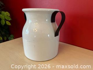 MaxSold Auction: White Crazed Ceramic Crock with Metal Handles - London (Ontario, Canada) PARTNER MANAGED Downsizing Online Auction - Trillium Crescent