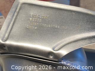 MaxSold Auction: Wilton 3-D Rubber Ducky Cake Pan with Original Box & Instructions - London (Ontario, Canada) PARTNER MANAGED Downsizing Online Auction - Trillium Crescent