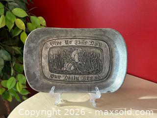MaxSold Auction: Wilton Armetale Pewter Bread Tray - London (Ontario, Canada) PARTNER MANAGED Downsizing Online Auction - Trillium Crescent