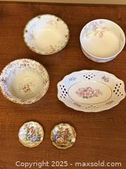 MaxSold Auction: Assorted Vintage Porcelain Dishes - Los Altos (California, USA) SELLER MANAGED Estate Sale Online Auction - Newcastle Drive