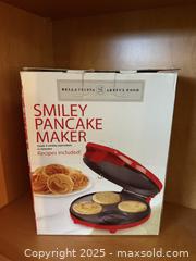 MaxSold Auction: Bella Cucina Artful Food Smiley Pancake Maker - Los Altos (California, USA) SELLER MANAGED Estate Sale Online Auction - Newcastle Drive