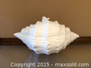 MaxSold Auction: Large Vintage Soup Tureen Ceramic Conch Shell Ivory Lidded Jar Signed I. Jones - Los Altos (California, USA) SELLER MANAGED Estate Sale Online Auction - Newcastle Drive