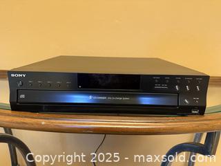 MaxSold Auction: Sony CDP-CE500 Compact Disc CD Player - Los Altos (California, USA) SELLER MANAGED Estate Sale Online Auction - Newcastle Drive